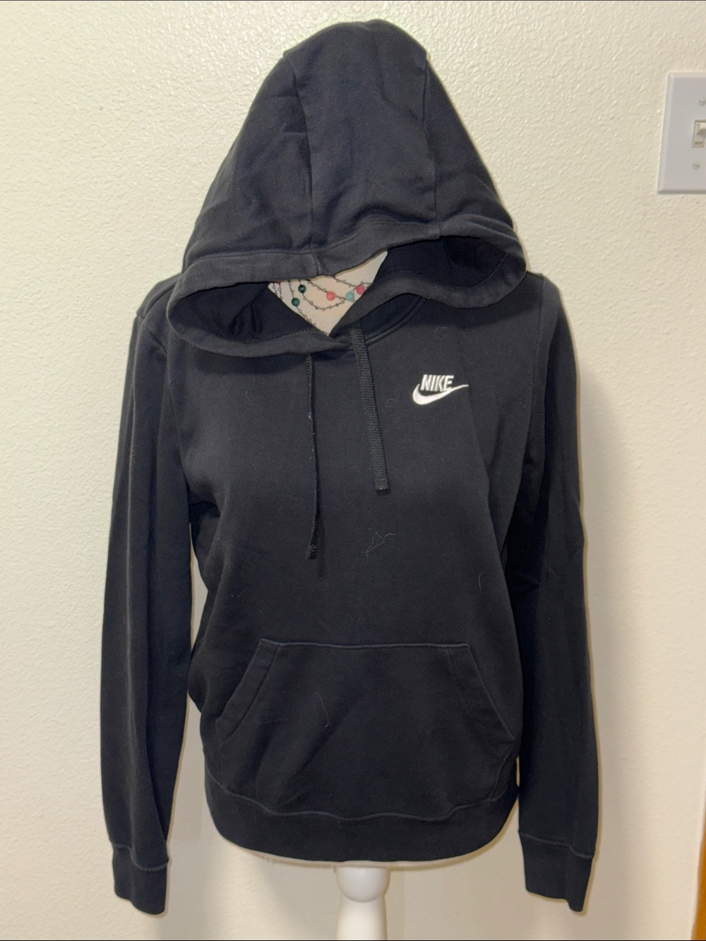 Nike Black Pullover Hoodie with White Swoosh Logo size Small